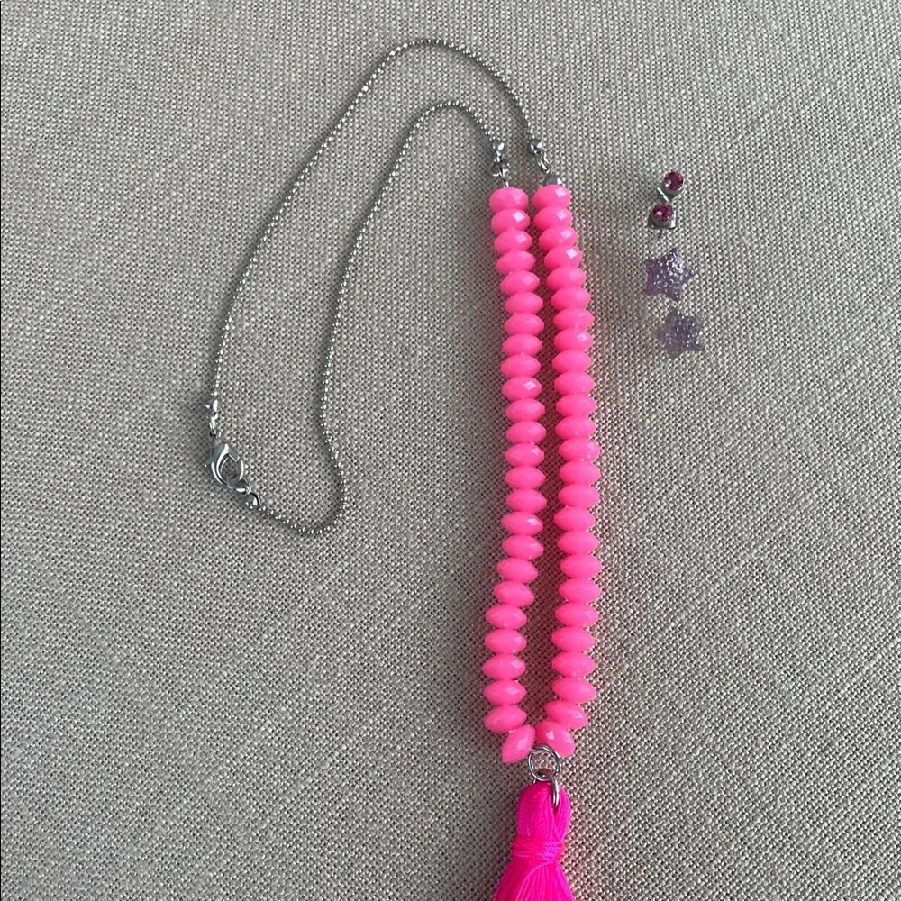 Claire’s Pink Beaded Tassel Necklace and Earrings Set